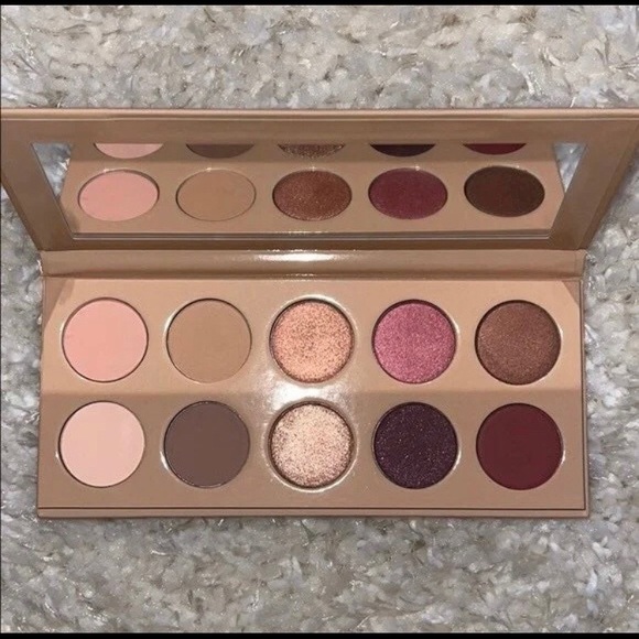 New! KKW Beauty Classic Blossom Eyeshadow Palette